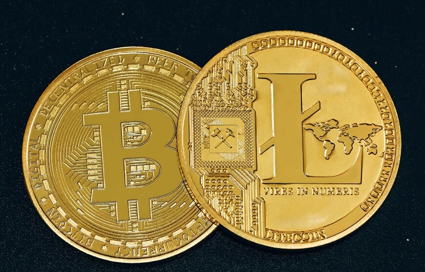 hero image for bitcoin vs litecoin guide.