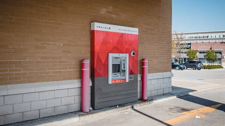 главное изображение для статьи 'Как работают биткоин-банкоматы?'