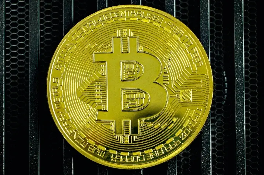 imagen principal para Cómo comprar y enviar Bitcoins
